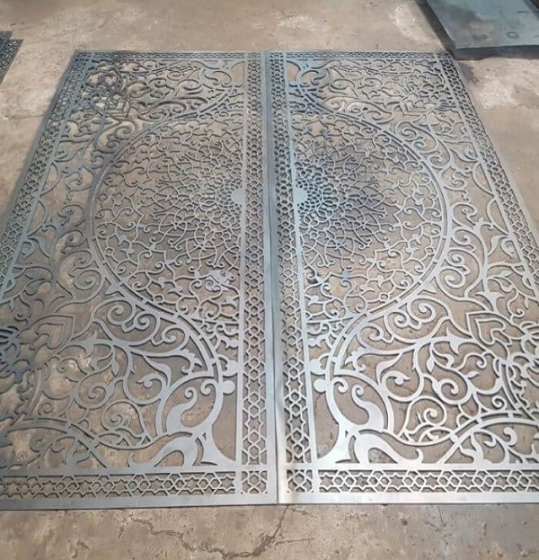 cắt laser kim loại